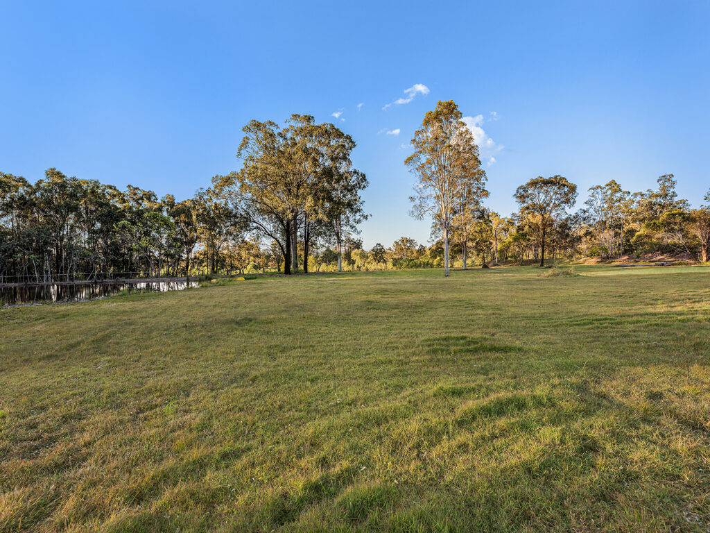 22-52 Beethams Road, Ironbark, QLD 4306