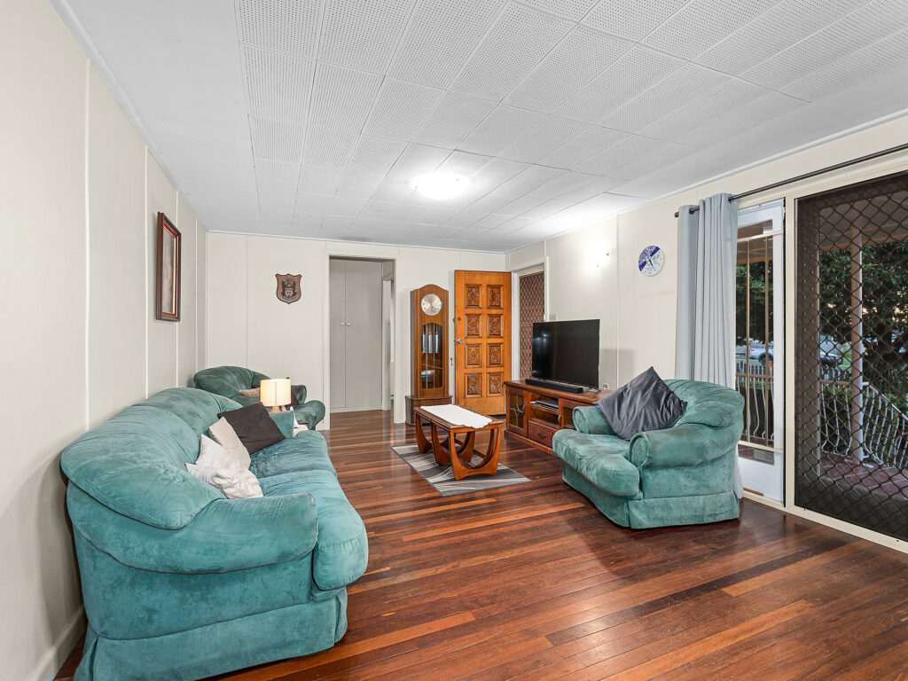 122 Lobb Street, Churchill, QLD 4305