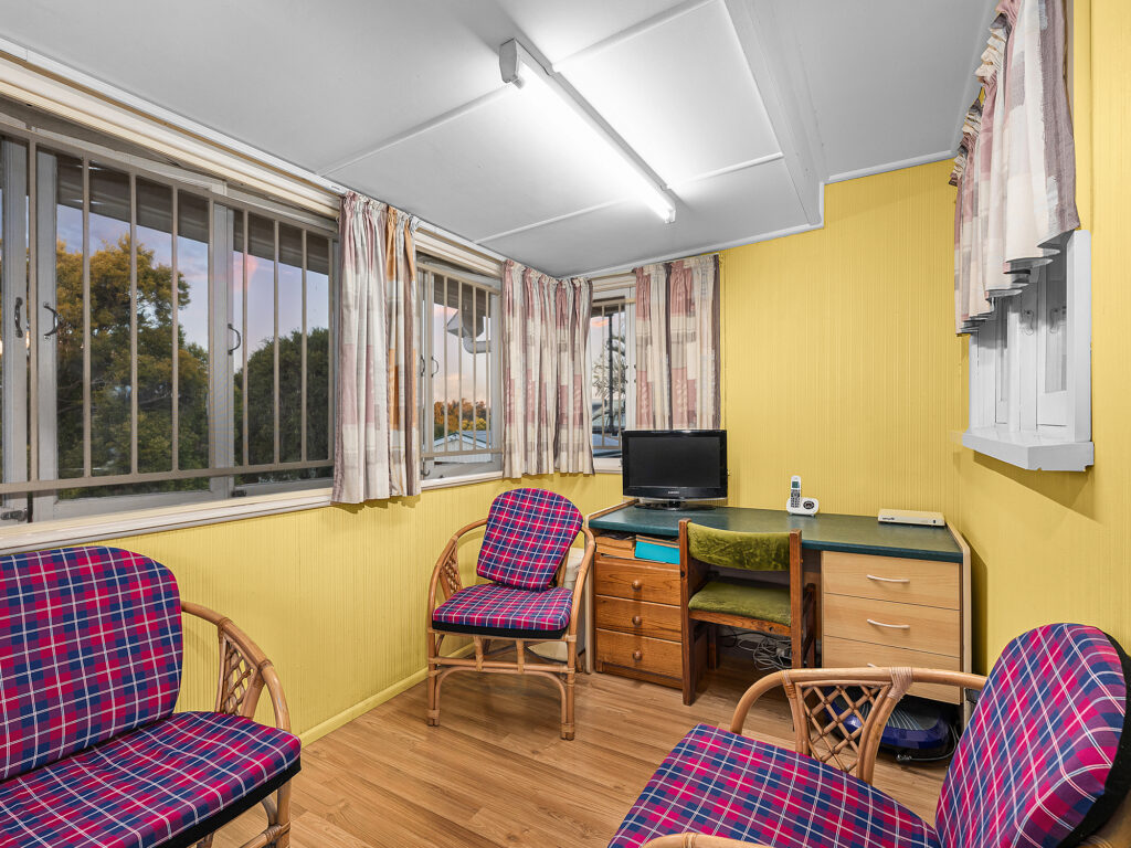 122 Lobb Street, Churchill, QLD 4305