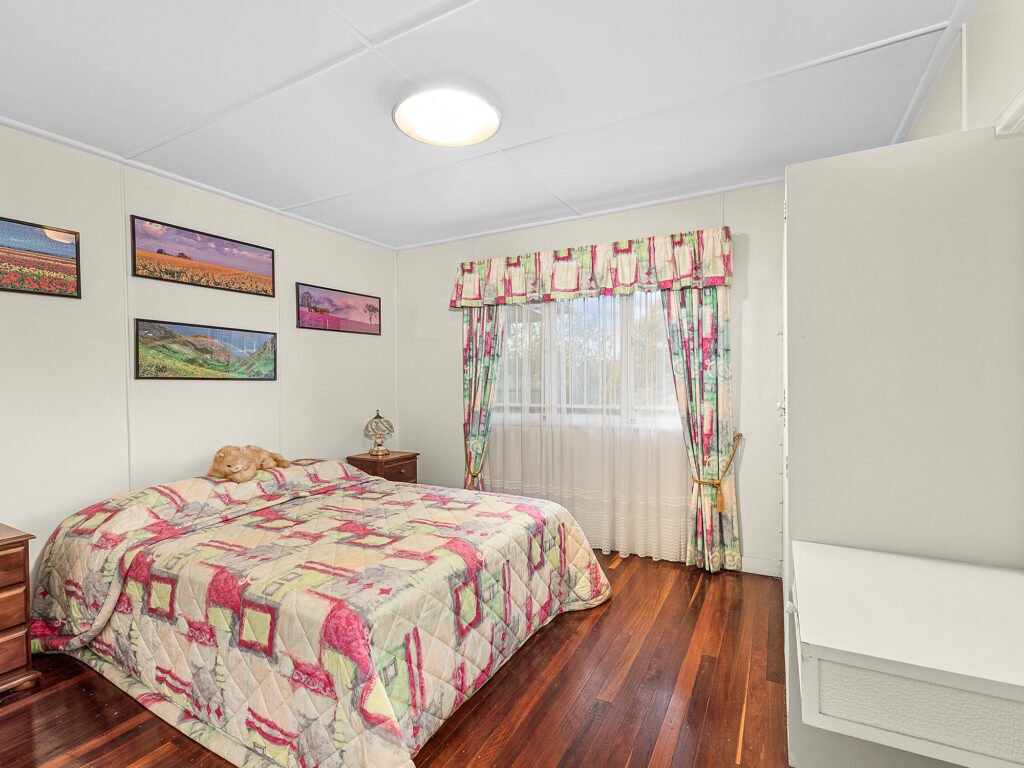 122 Lobb Street, Churchill, QLD 4305