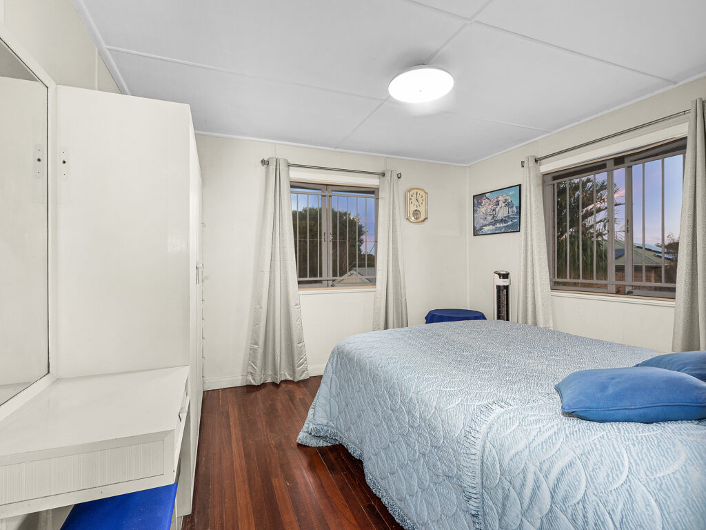 122 Lobb Street, Churchill, QLD 4305