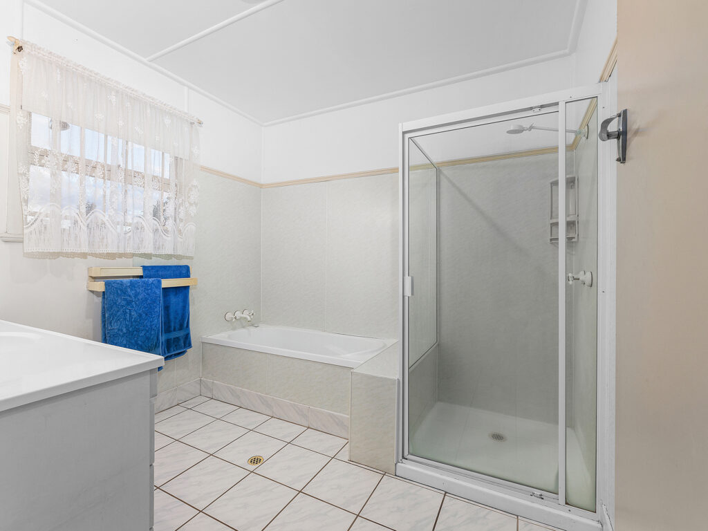 122 Lobb Street, Churchill, QLD 4305