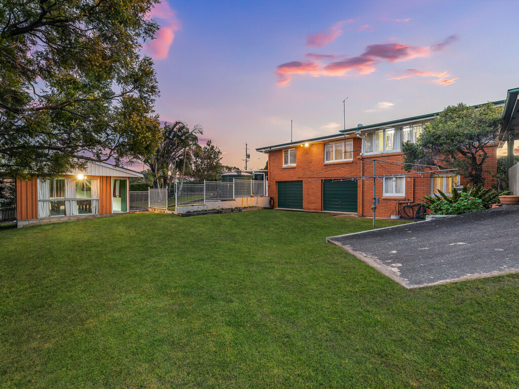 122 Lobb Street, Churchill, QLD 4305