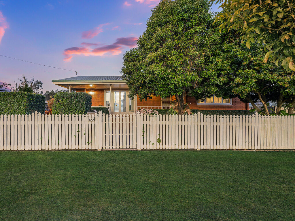 122 Lobb Street, Churchill, QLD 4305