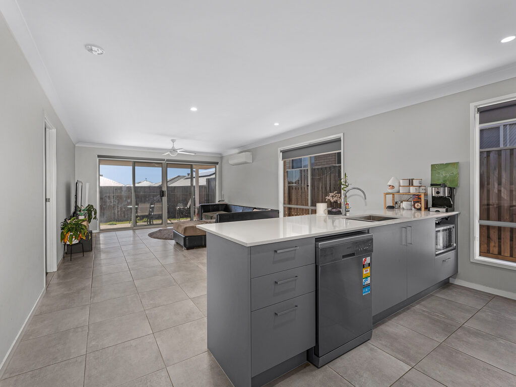51 Harvest Street, Redbank Plains, QLD 4301