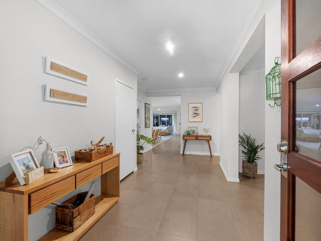 8 Kallatina Terrace, Karalee, QLD 4306