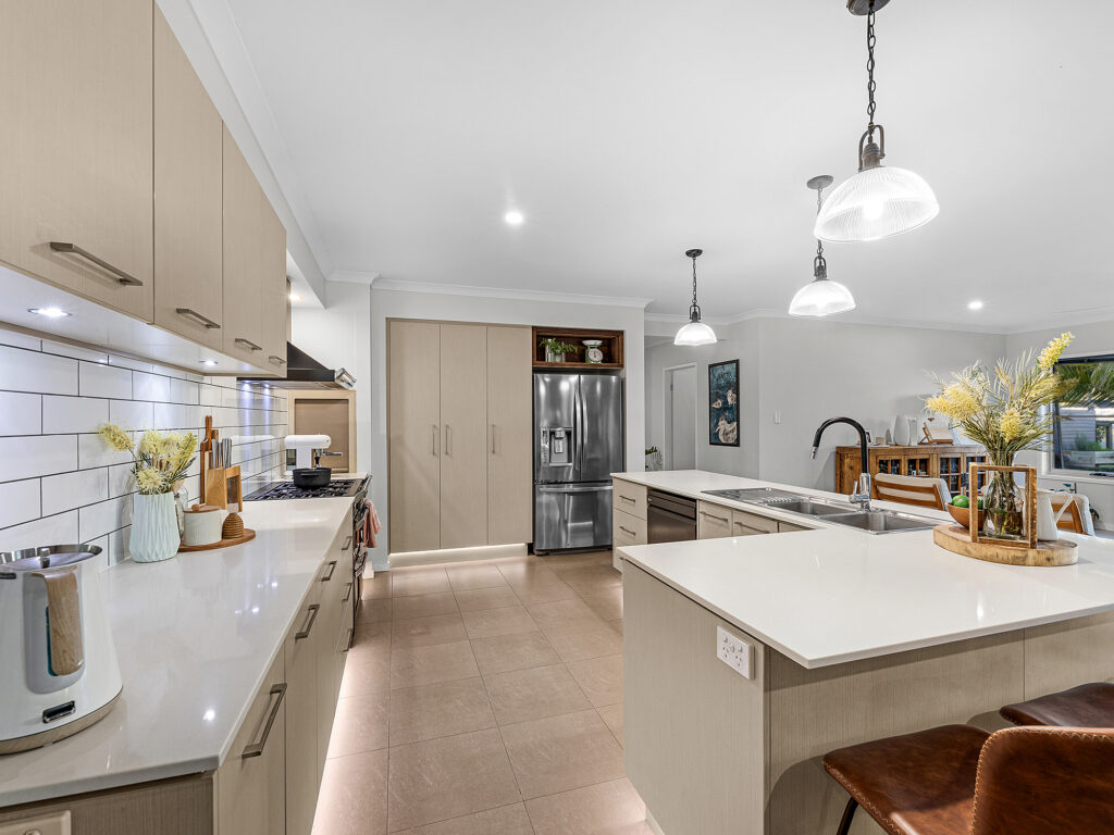 8 Kallatina Terrace, Karalee, QLD 4306