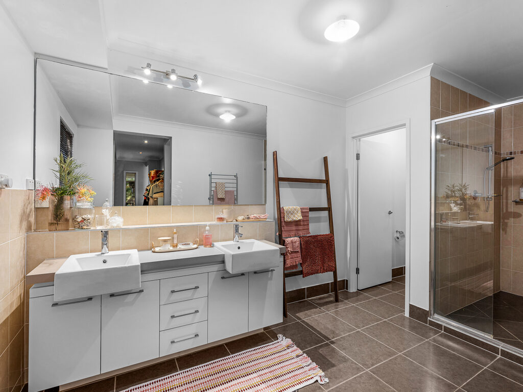 8 Kallatina Terrace, Karalee, QLD 4306
