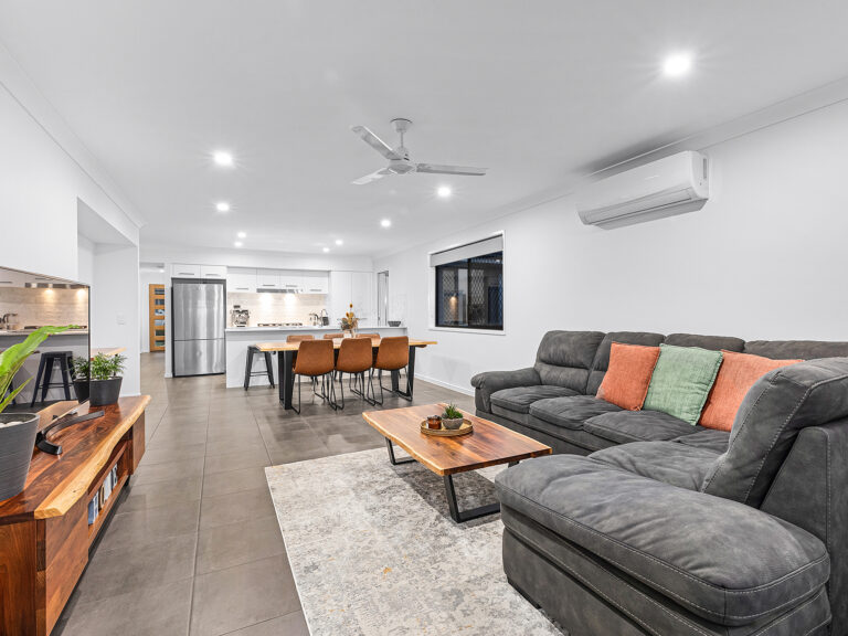 10 Gonula Crescent, Ripley, QLD 4306