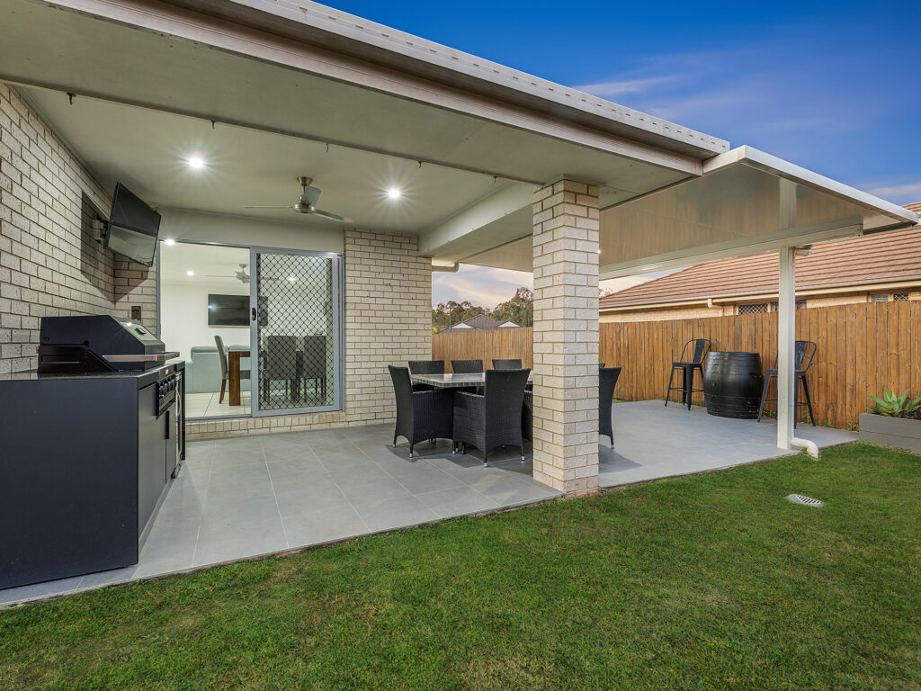 3 Fred Pham Crescent, Doolandella, QLD 4077