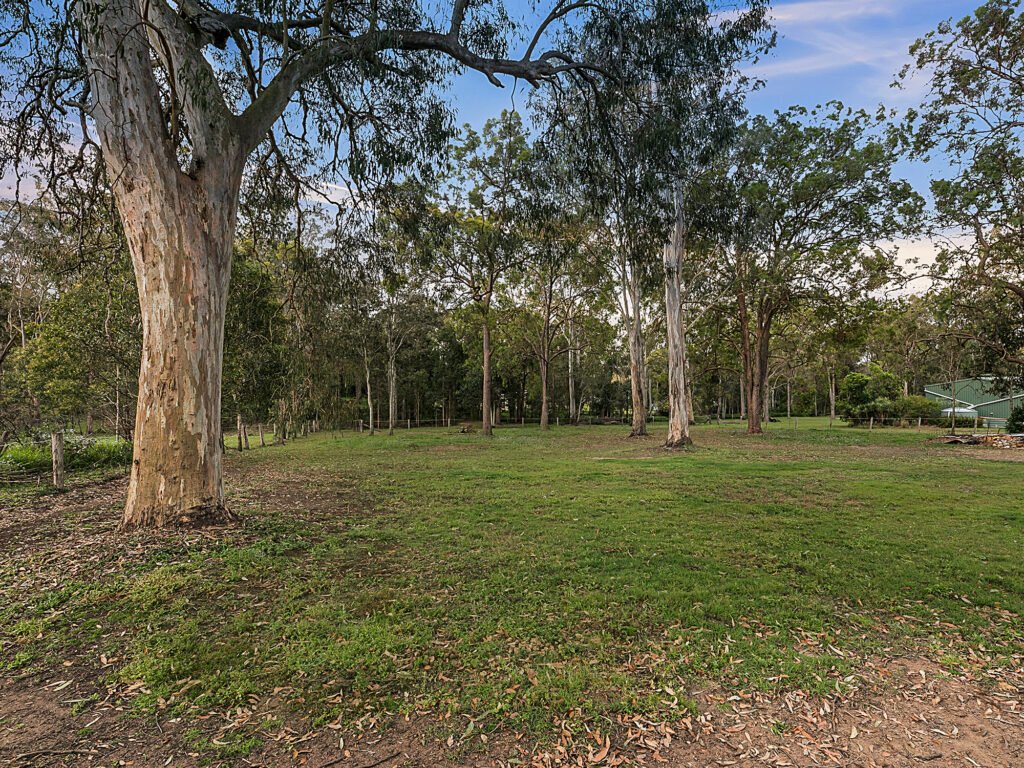 521 – 523 Junction Road, Barellan Point, QLD 4306
