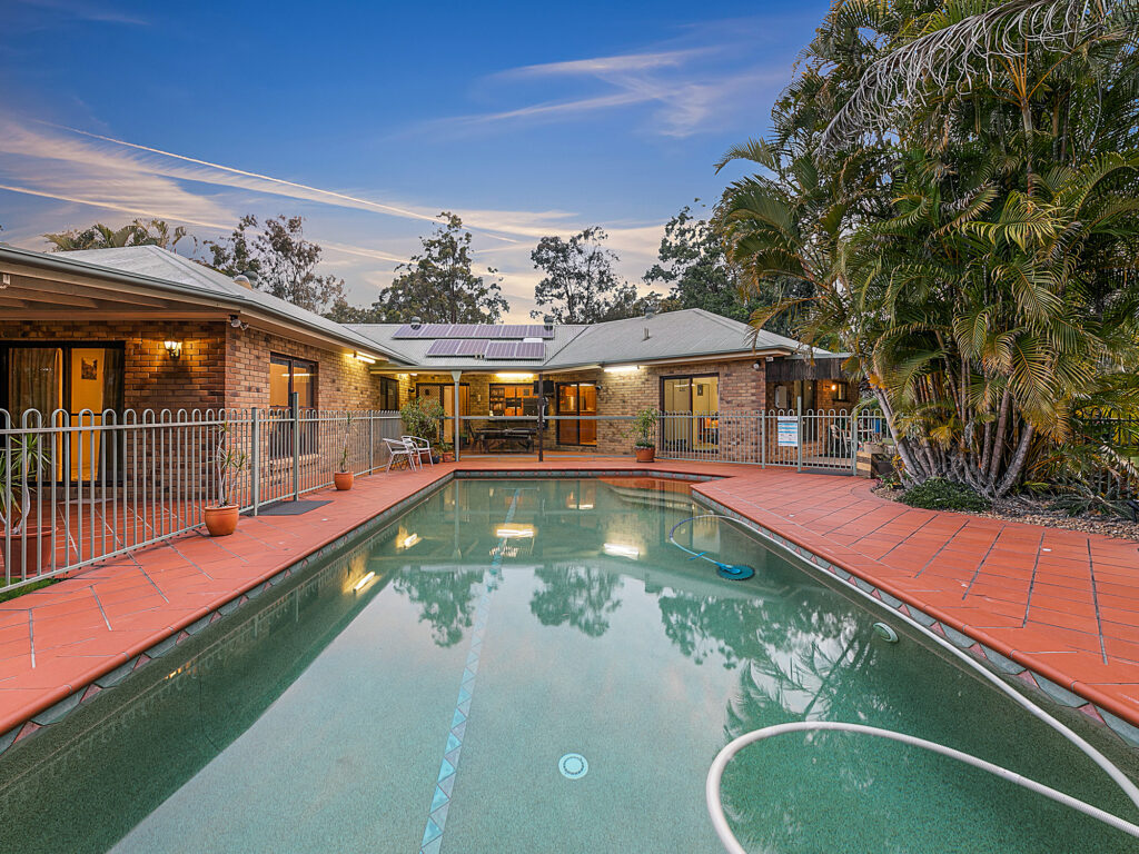 521 – 523 Junction Road, Barellan Point, QLD 4306