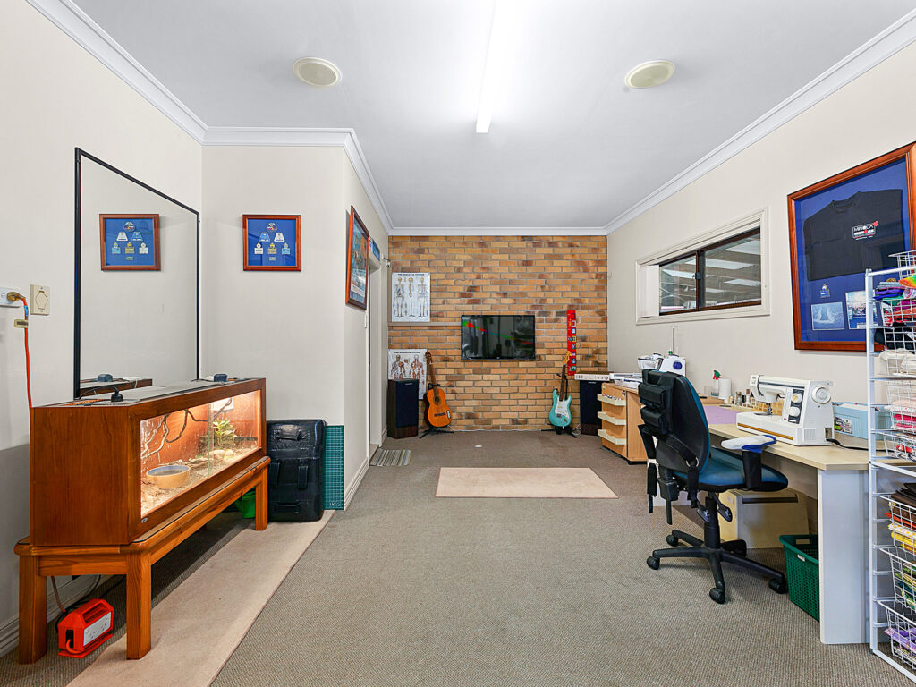 521 – 523 Junction Road, Barellan Point, QLD 4306