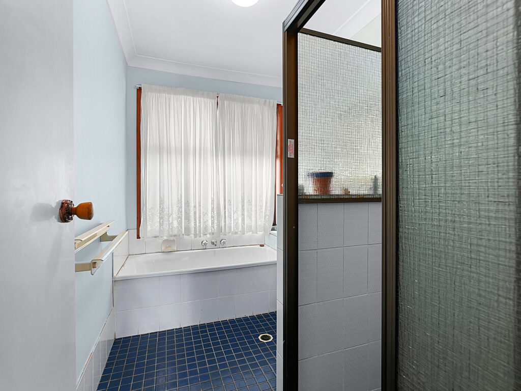 56A Briggs Road, Raceview, QLD 4305