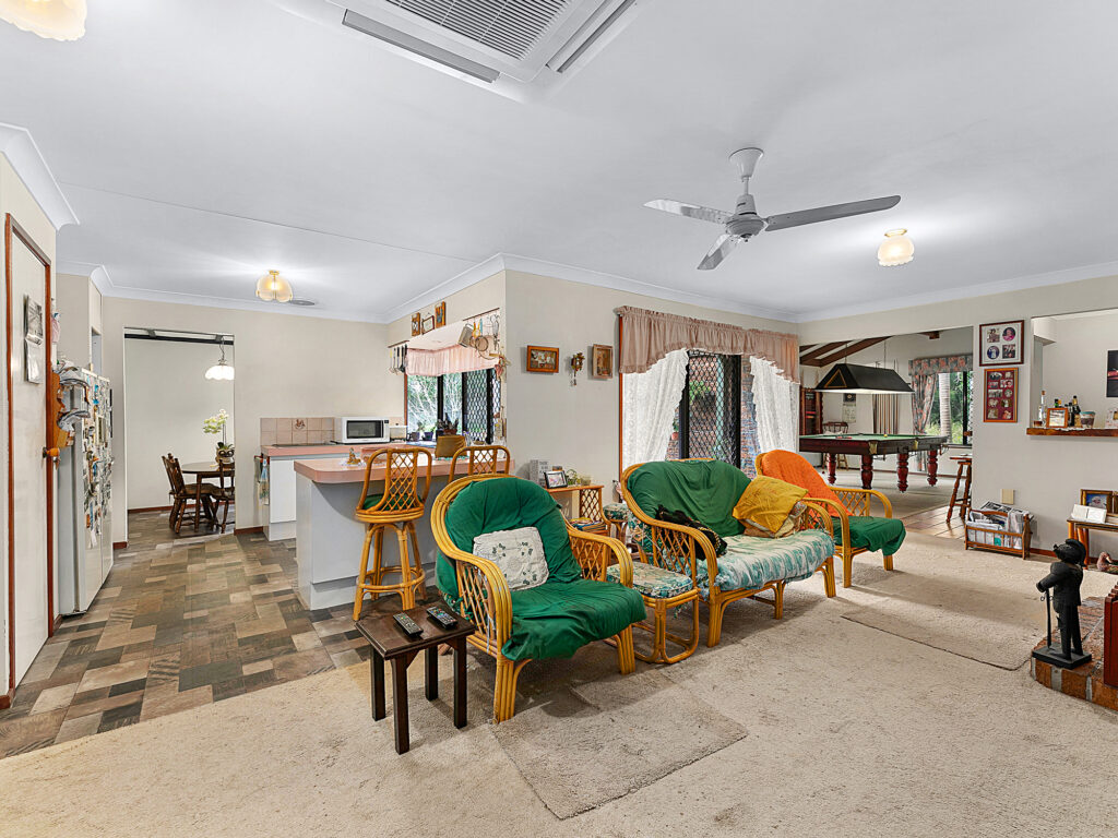 56A Briggs Road, Raceview, QLD 4305