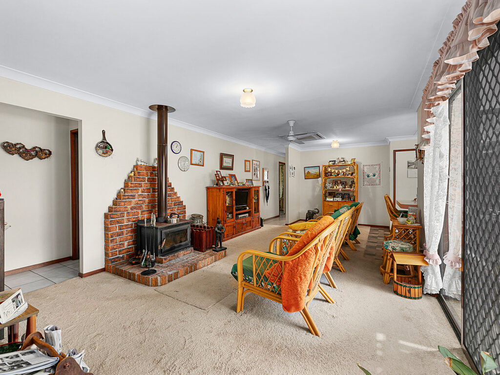56A Briggs Road, Raceview, QLD 4305