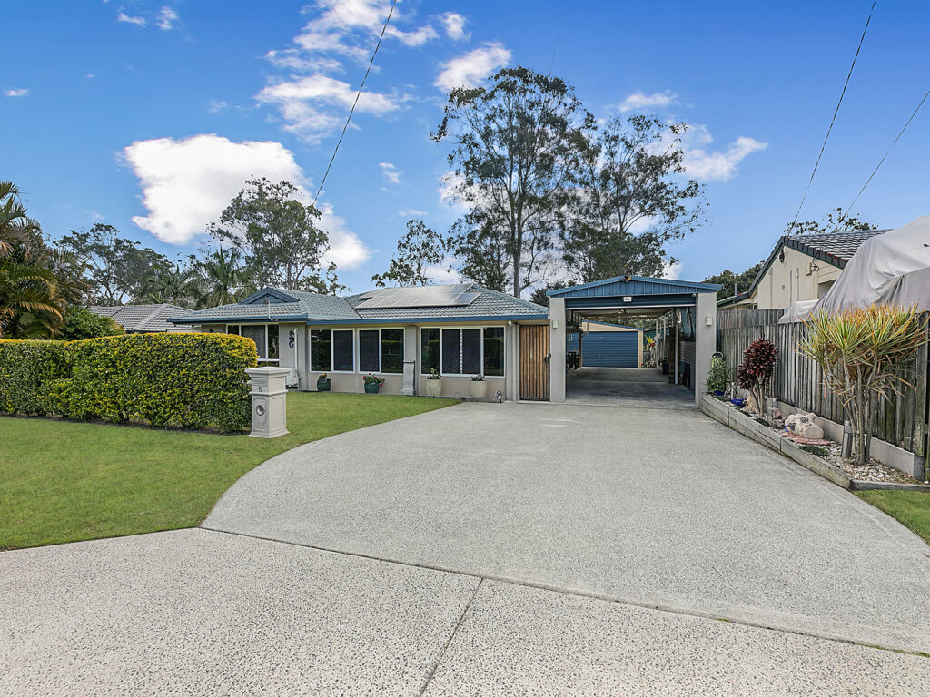 5 Allamanda Drive, Camira, QLD 4300