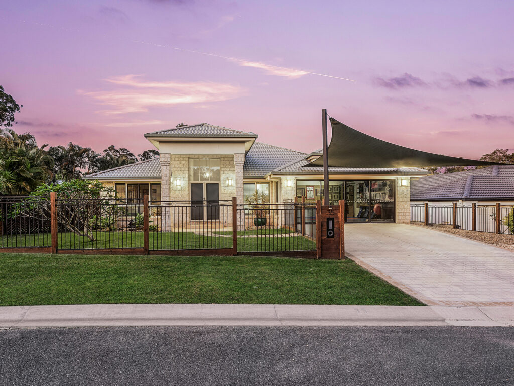 35 Brighton Parade, Forest Lake, QLD 4078