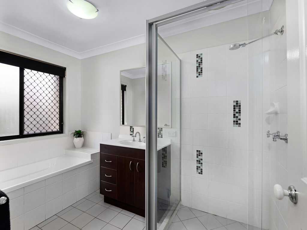 77 Ingles Drive, Redbank Plains, QLD 4301