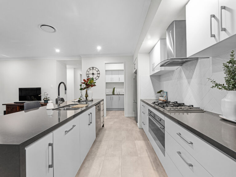 48 Gonula Crescent, Ripley, QLD 4306