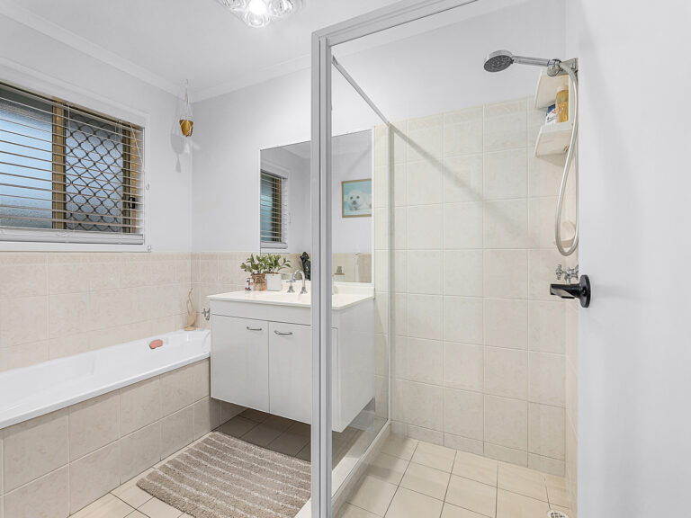 House-Brassall-QLD-R2-3422778