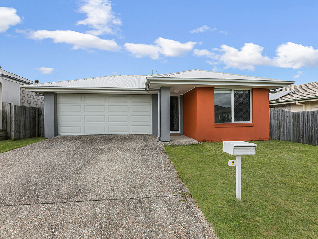 9 Myrtle Street, Deebing Heights, QLD 4306