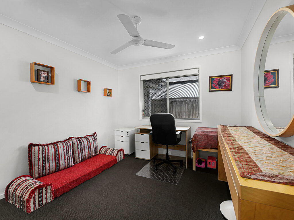 8 Loghopper Court, Redbank Plains, QLD 4301