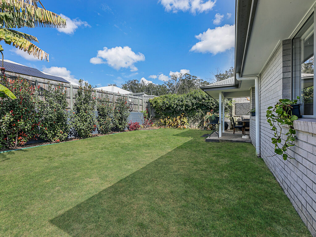 8 Loghopper Court, Redbank Plains, QLD 4301
