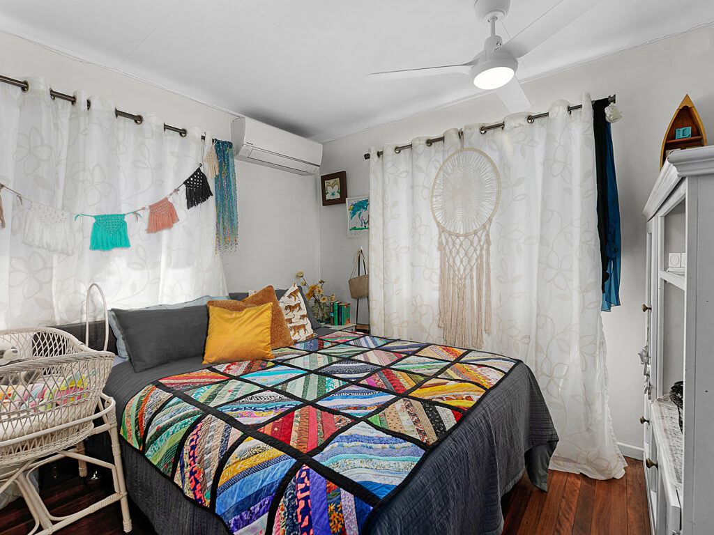 23 Logan Street, North Booval, QLD 4304
