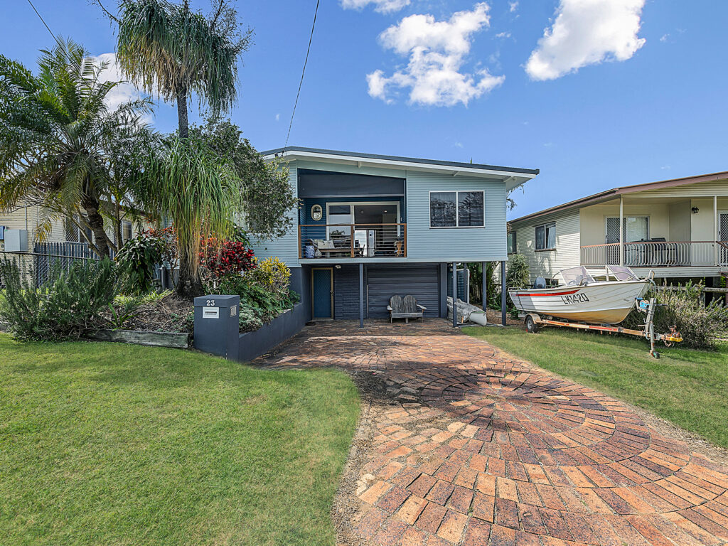 23 Logan Street, North Booval, QLD 4304
