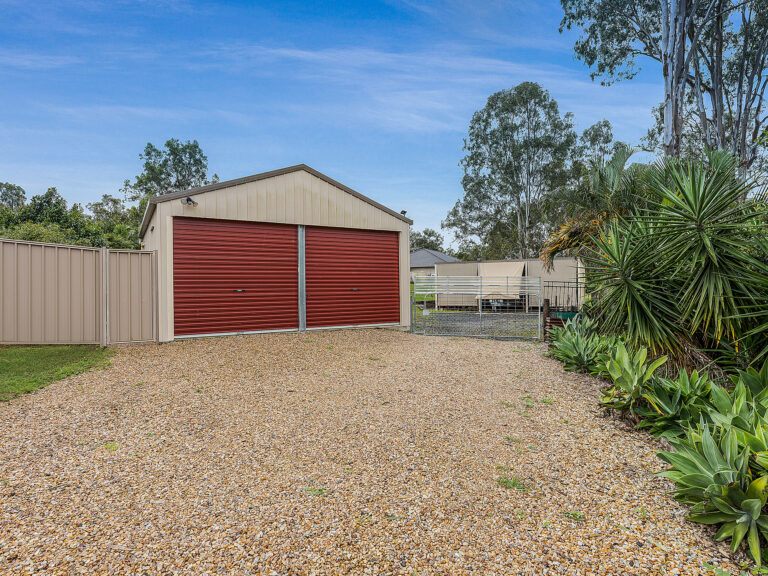 32 Phar Lap Parade, Karalee, QLD 4306