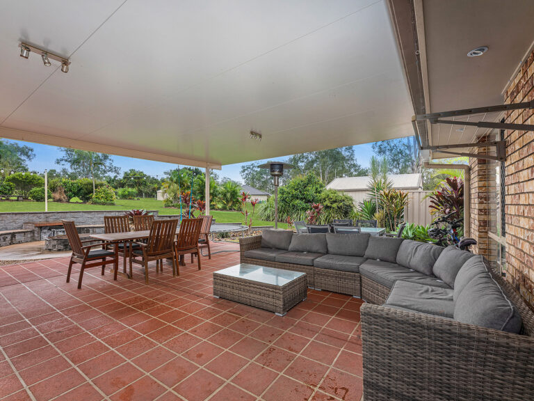 32 Phar Lap Parade, Karalee, QLD 4306