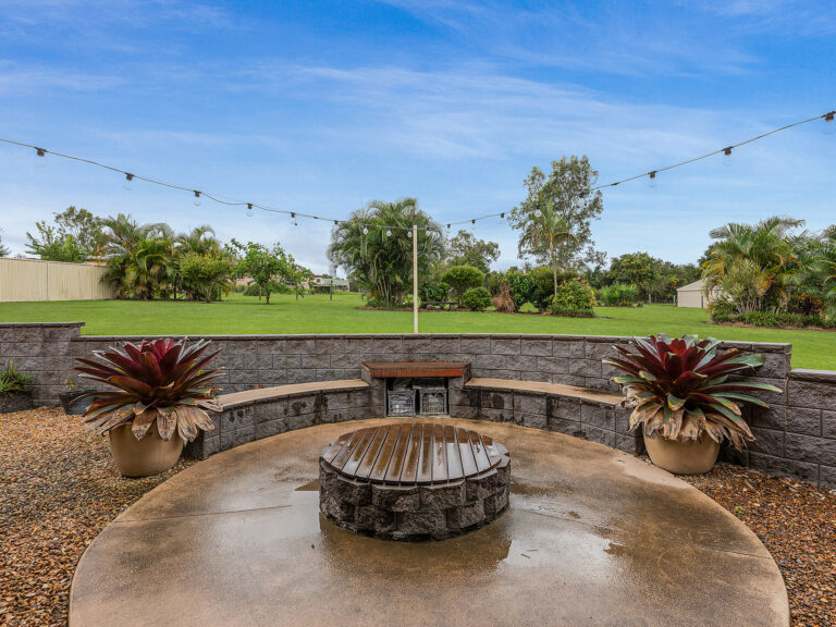 32 Phar Lap Parade, Karalee, QLD 4306