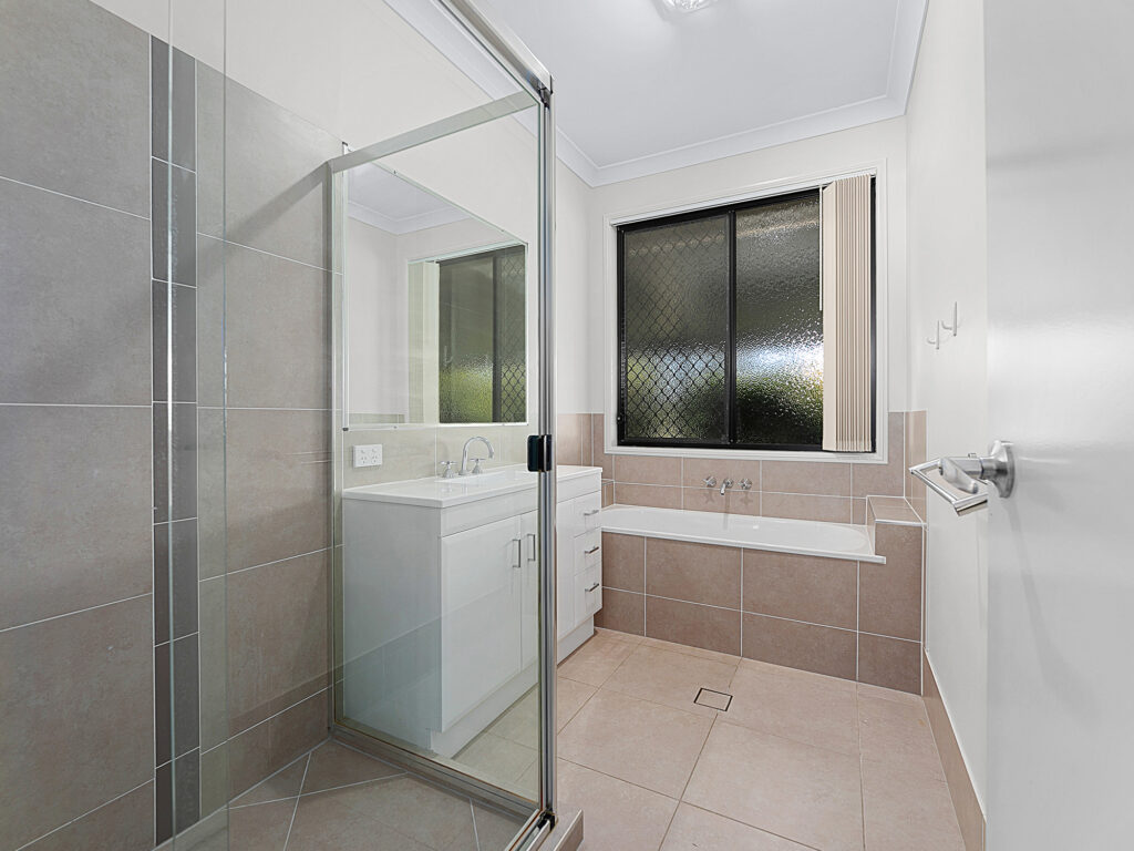 House-Kensington Grove-QLD-R2-3430545