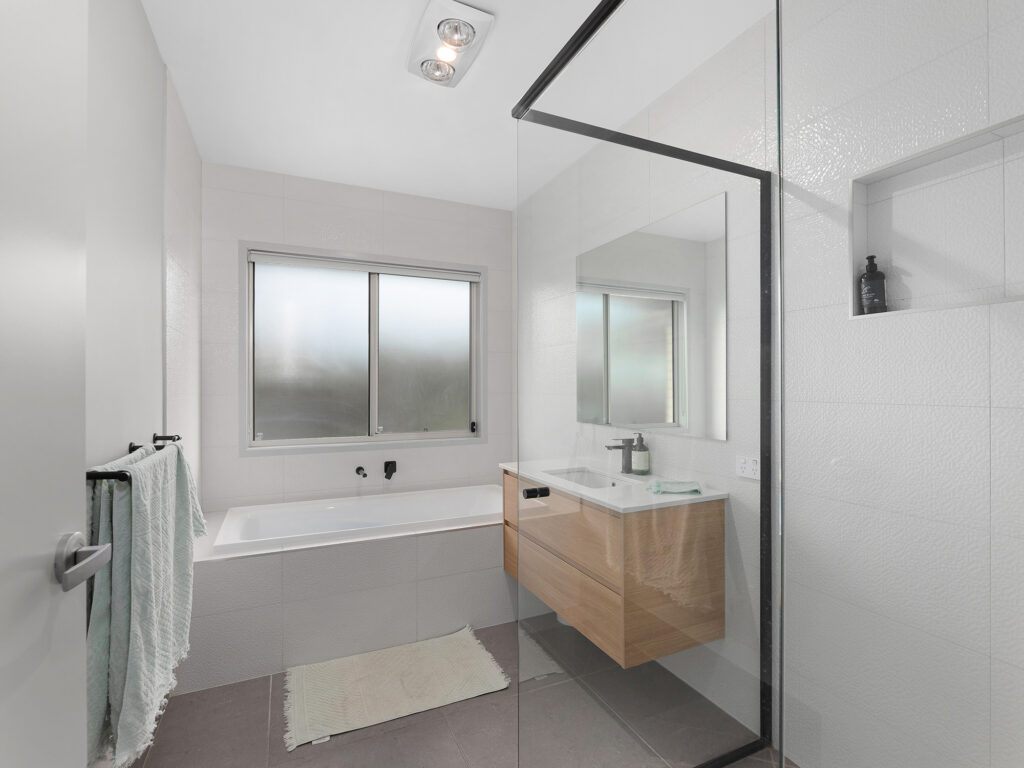 71 Aspect Way, Karalee, QLD 4306