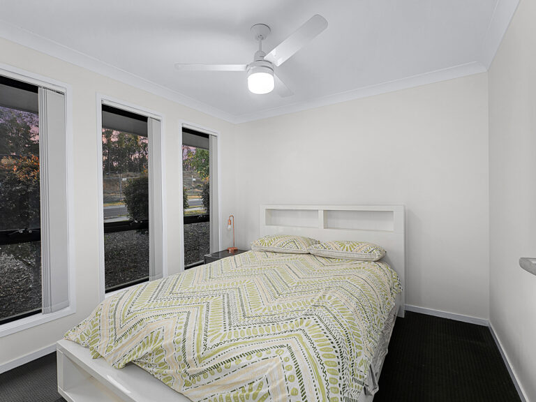 8 Henbury Street, South Ripley, QLD 4306