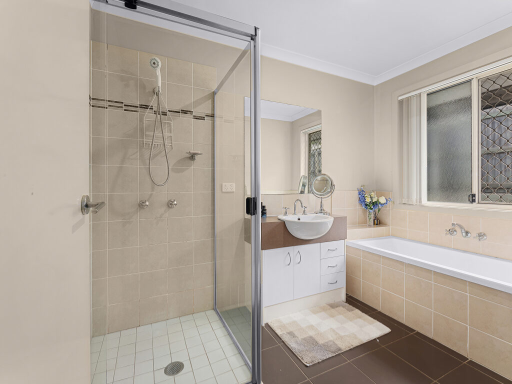 House-Redbank Plains-QLD-R2-3454481