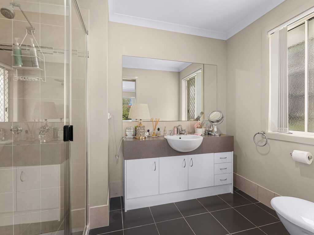 House-Redbank Plains-QLD-R2-3454481