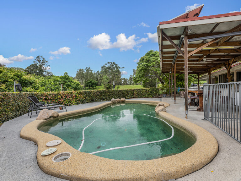 55 Stuart Street, Barellan Point, QLD 4306