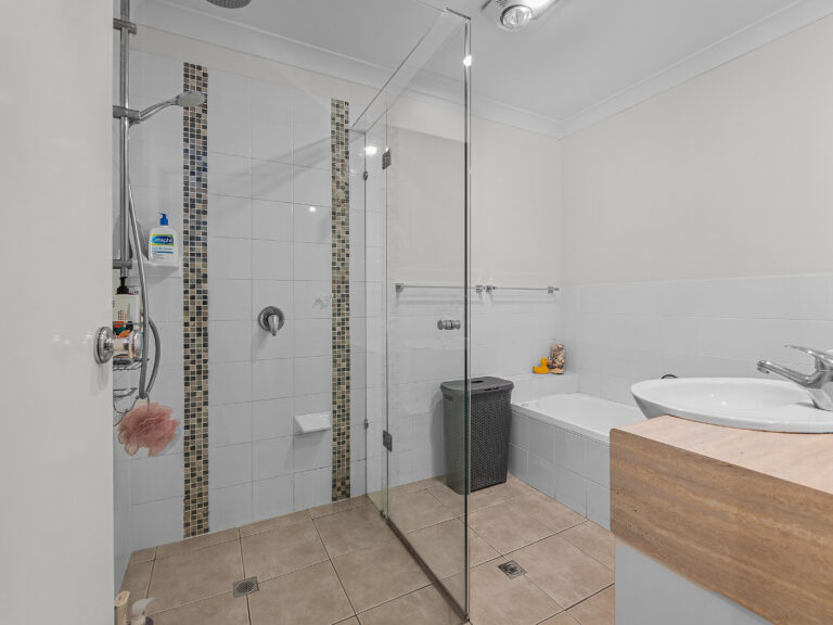 55 Stuart Street, Barellan Point, QLD 4306