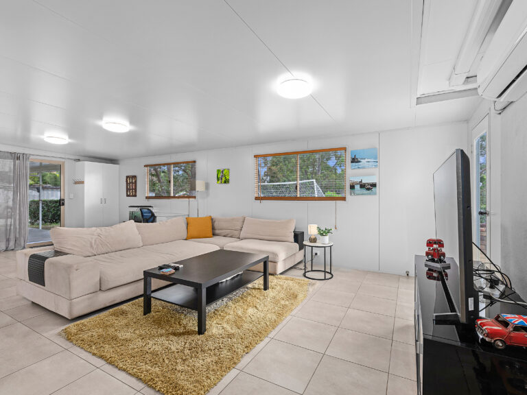 55 Stuart Street, Barellan Point, QLD 4306