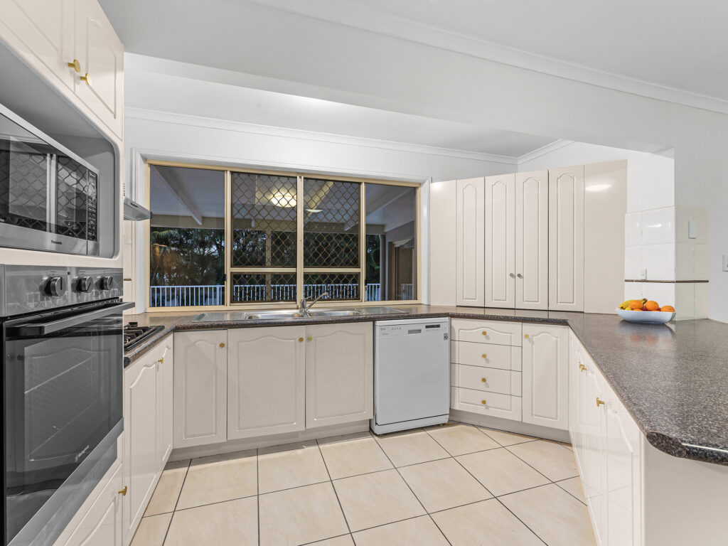 67 Freshwater Circuit, Forest Lake, QLD 4078