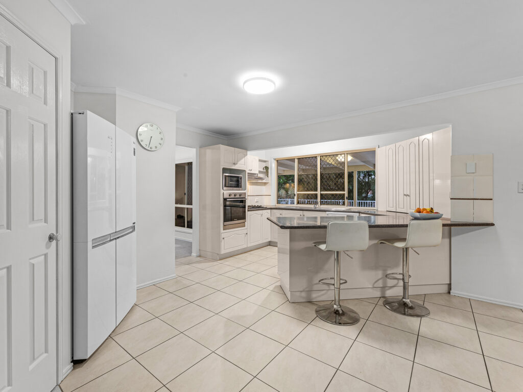 67 Freshwater Circuit, Forest Lake, QLD 4078