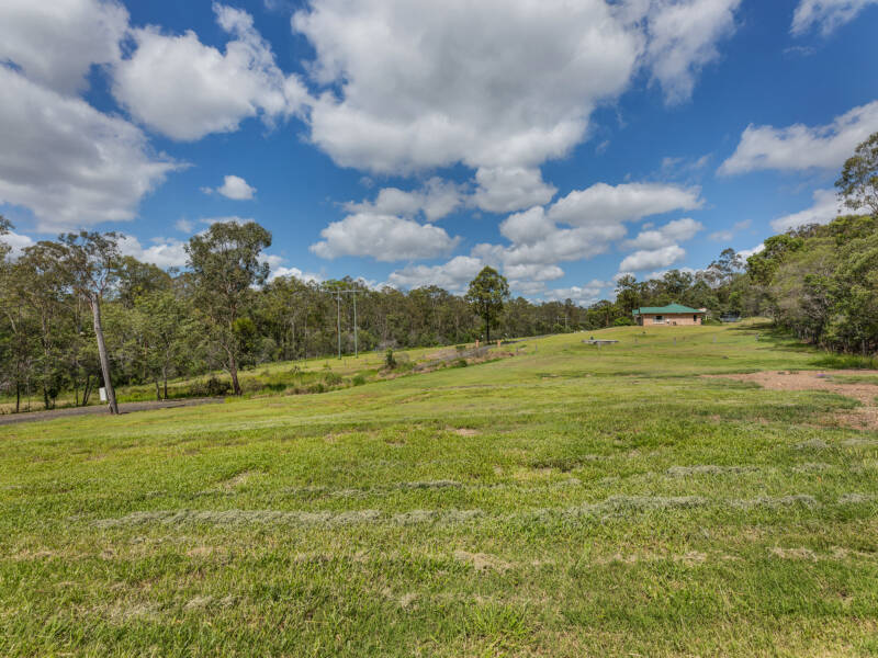 106 Francis Street, Chuwar, QLD 4306 AUS