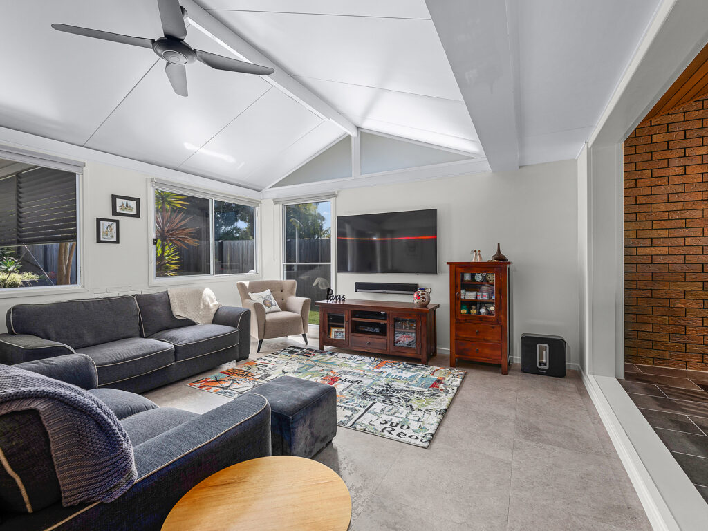 24 Edwards Drive, Albany Creek, QLD 4035