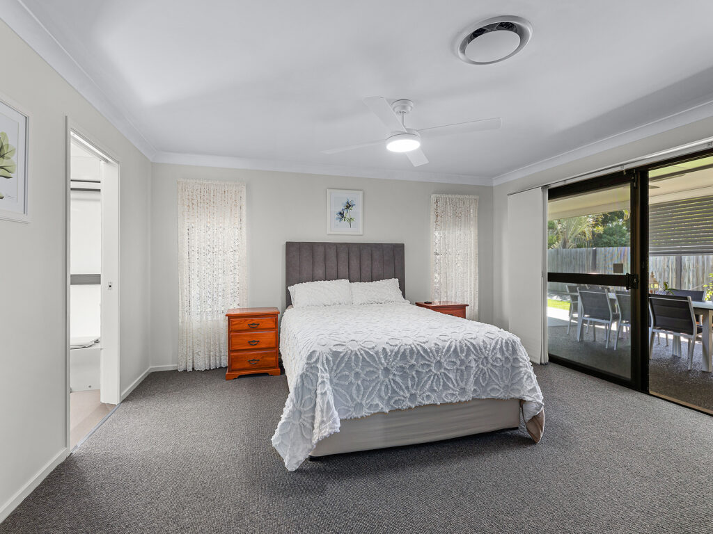 24 Edwards Drive, Albany Creek, QLD 4035