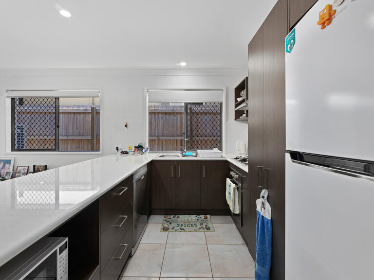 6 Eucalyptus Crescent, Ripley, QLD 4306
