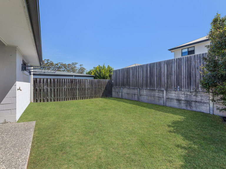 6 Eucalyptus Crescent, Ripley, QLD 4306