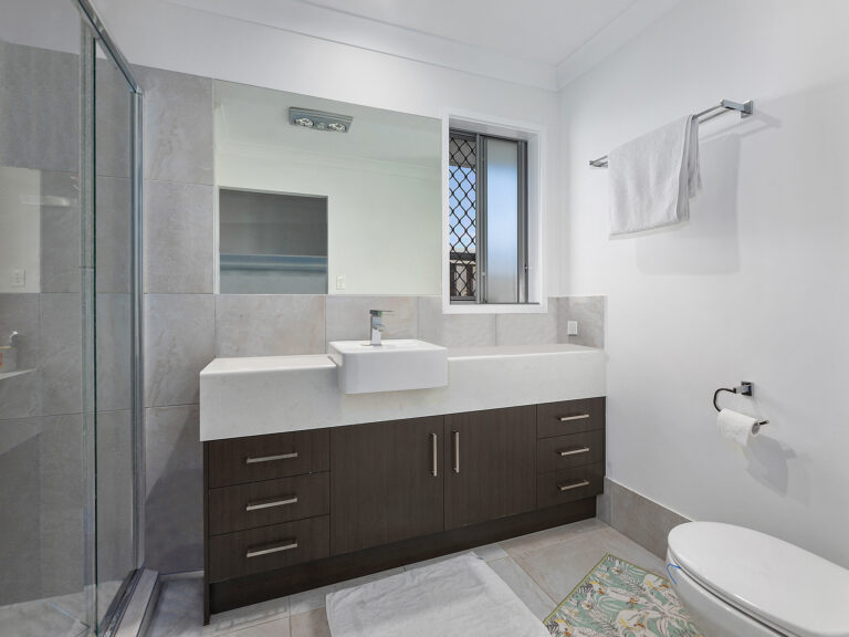 6 Eucalyptus Crescent, Ripley, QLD 4306