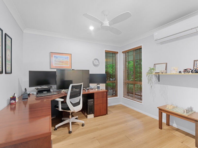 45 Settler Way, Karalee, QLD 4306